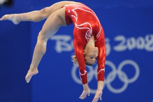 张雨霏奥运会200米蝶泳成绩，张雨霏奥运会200米蝶泳时间？
