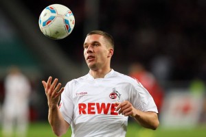 nba球员交易名单2022？nba球员交易截止日期？