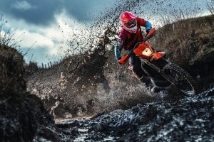 追梦格林生涯合同，追梦格林生涯合同一览表？